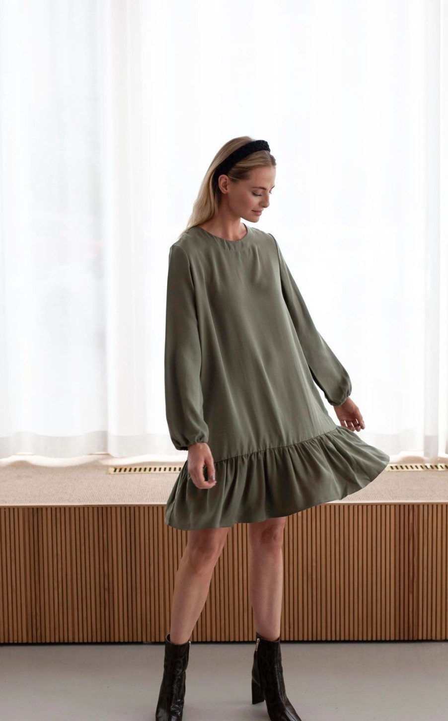 Vaatteet Gauhar Helsinki Mekot & Hameet | Frill Dress Sage Green