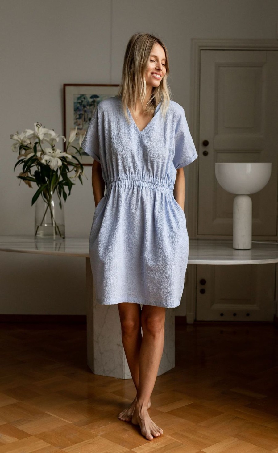 Vaatteet Gauhar Helsinki Mekot & Hameet | V-Neck Dress Light Blue